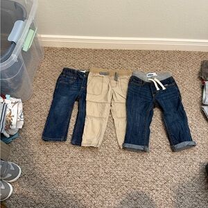 Set of three boy’s jeans/pants